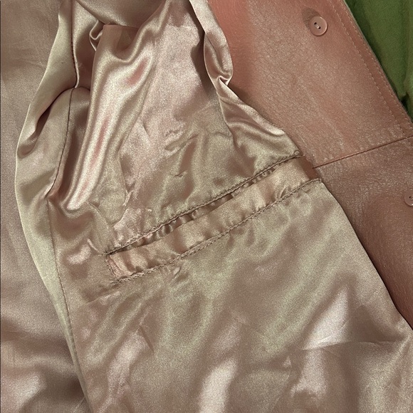 💕✨Pink Genuine Leather✨💕 Coat with Belt - Picture 7 of 7